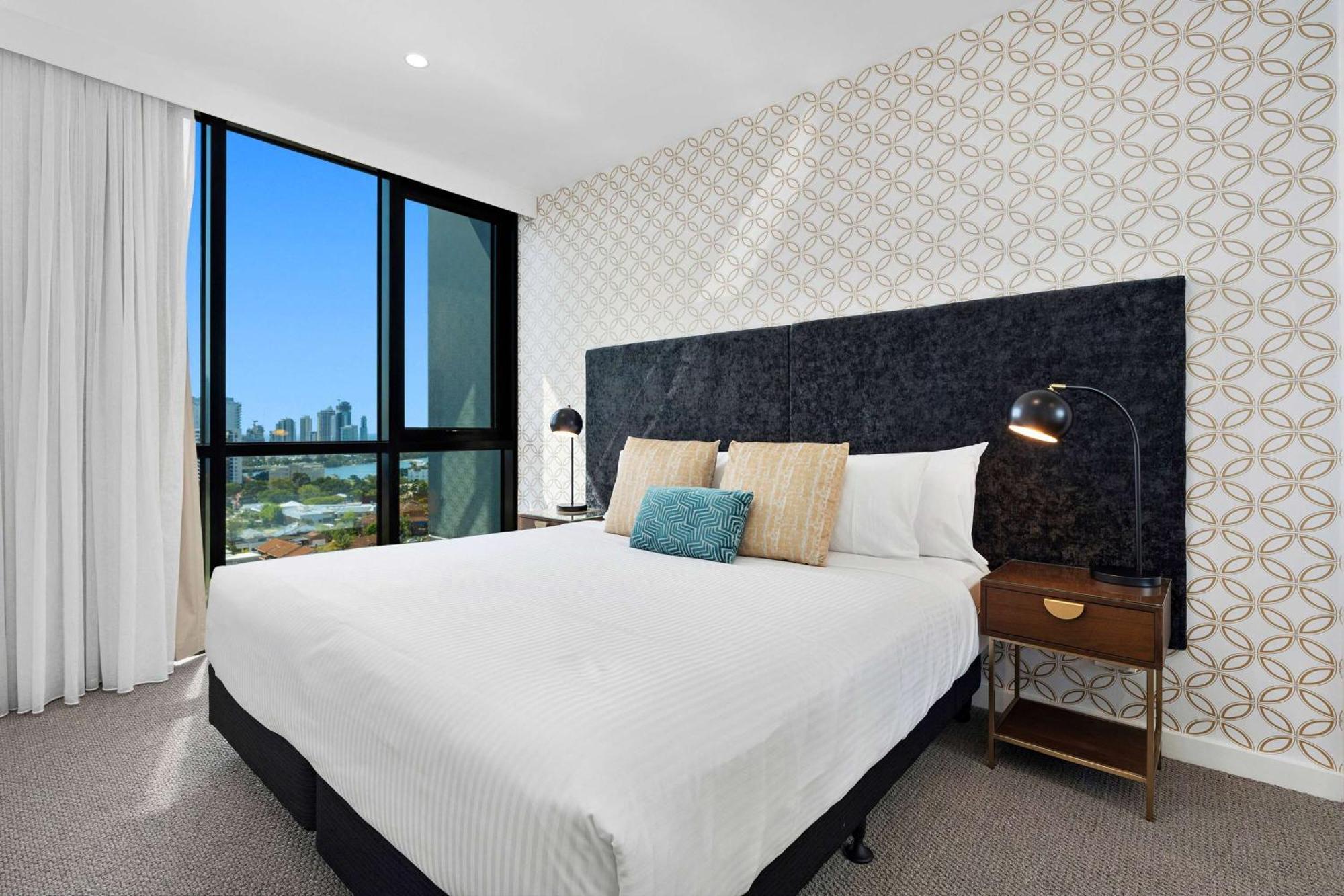Tryp By Wyndham Southport Gold Coast Hotel Apartments Екстер'єр фото